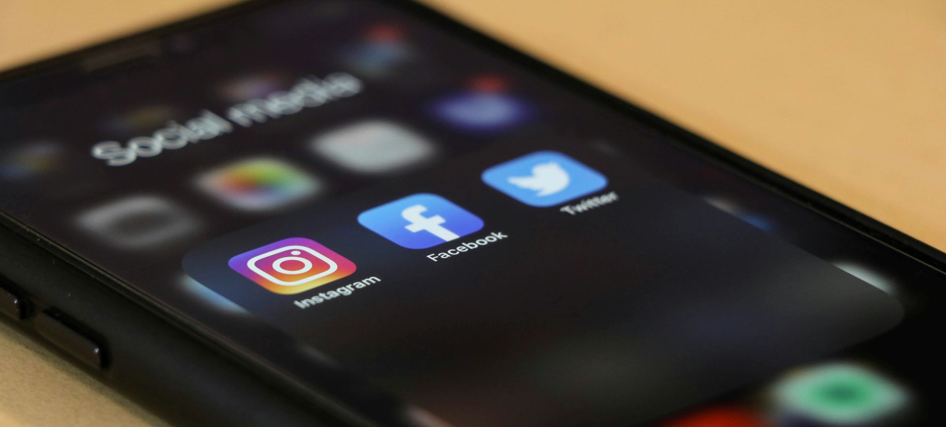 Social Media & the Modern Writing World